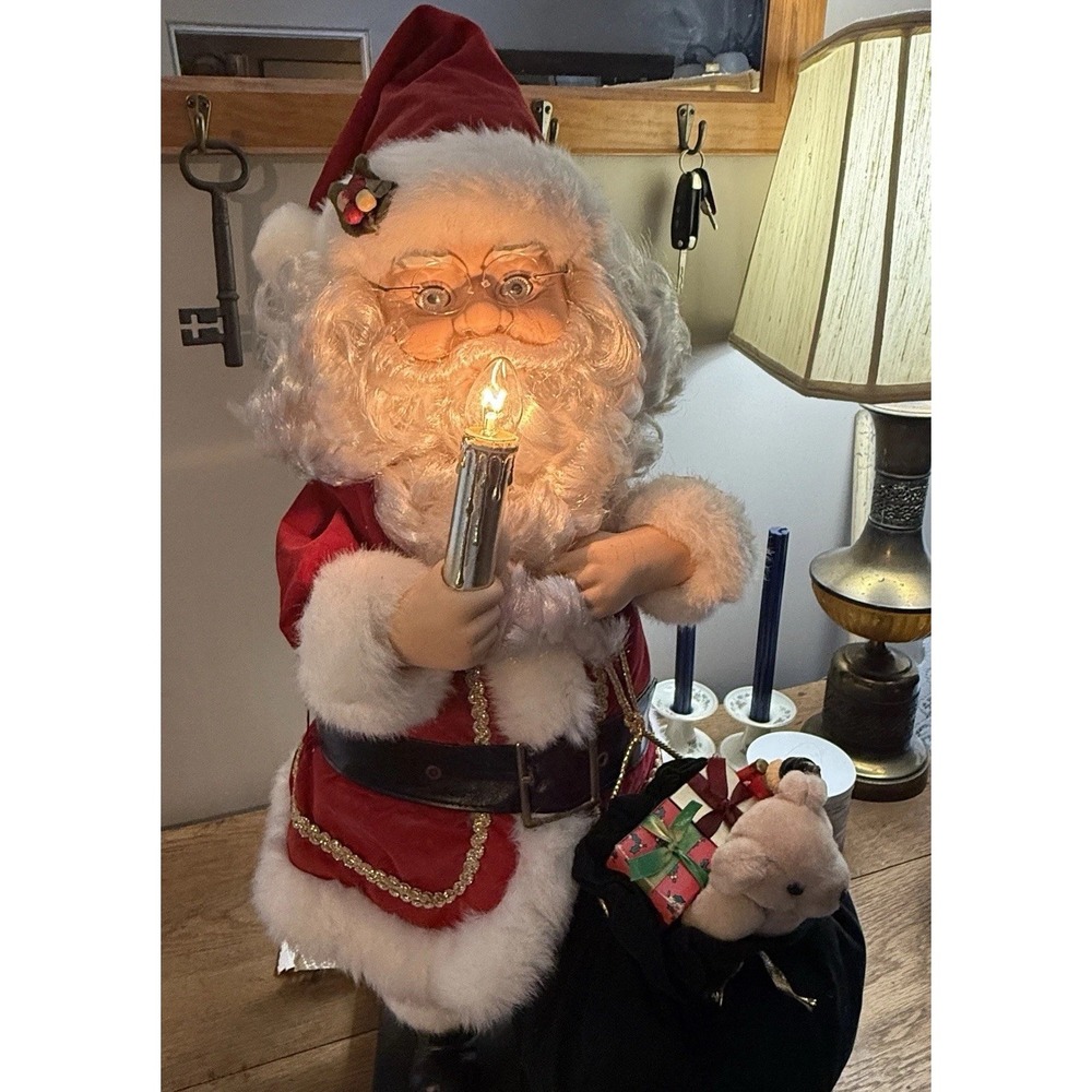 Vintage Christmas Santa Claus Animated Light & Music with Volume Control 30"